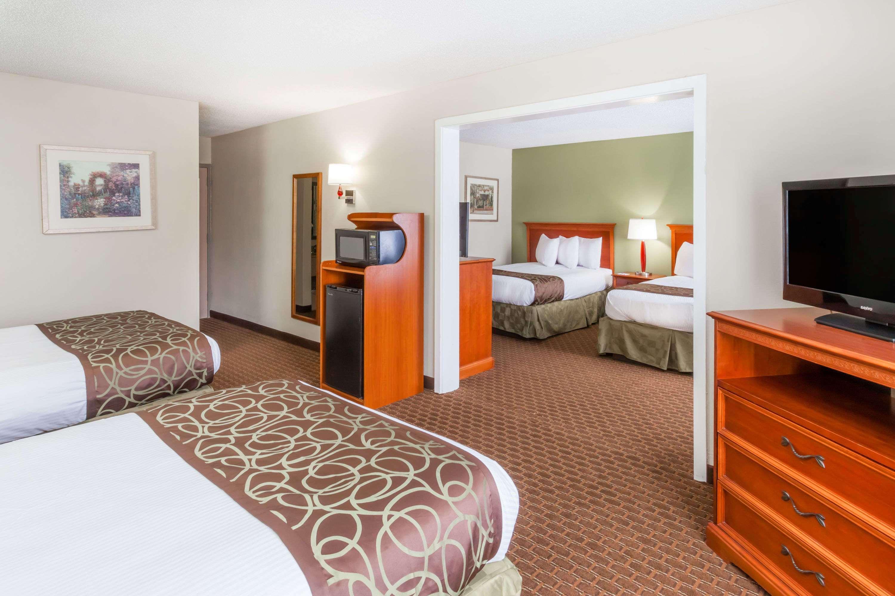 Hotel Baymont By Wyndham Peoria Extérieur photo