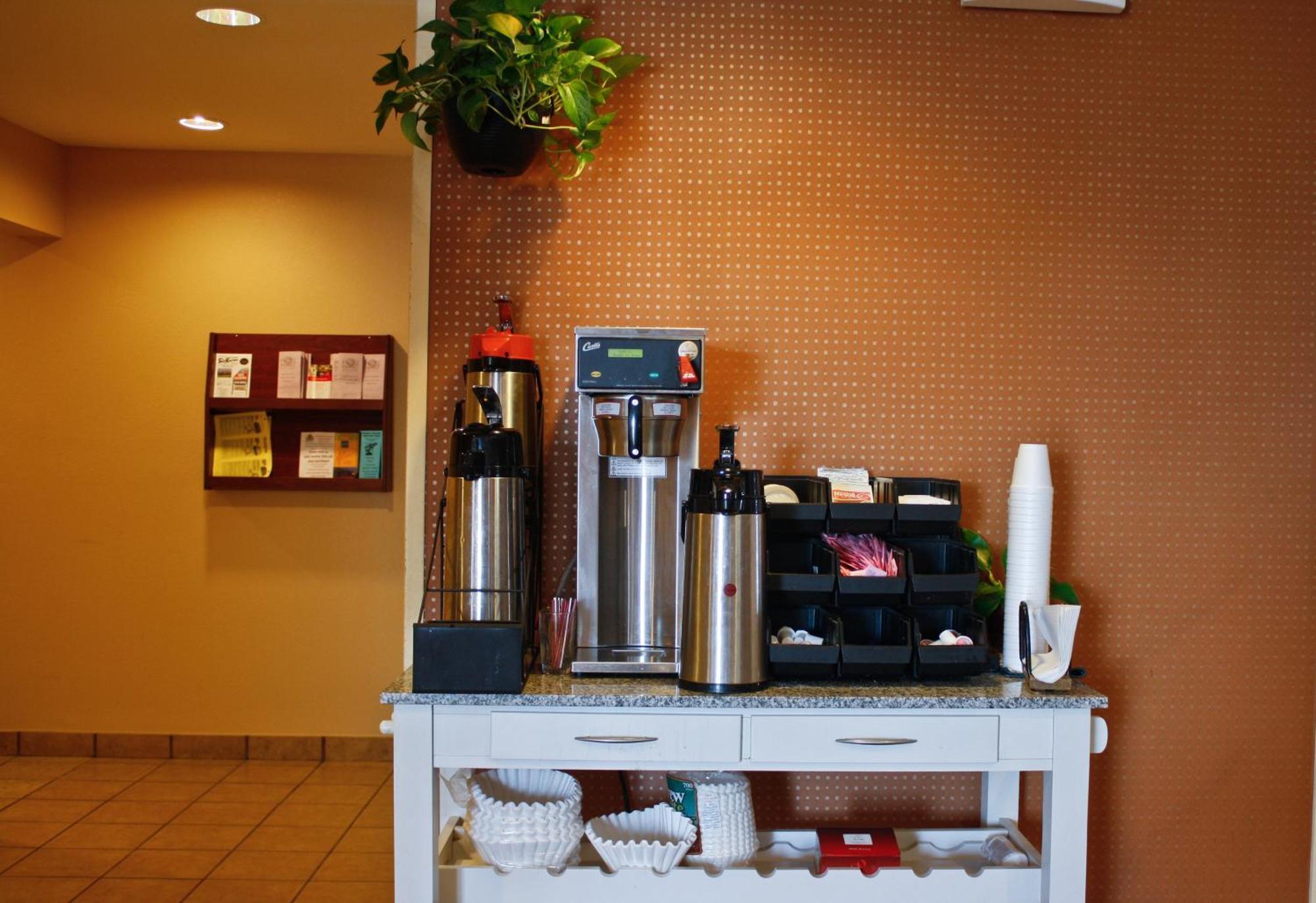 Hotel Baymont By Wyndham Peoria Extérieur photo